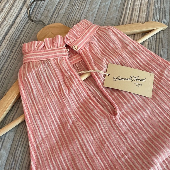 NWT!! Striped Rose and White color Sleeveless Halter Top, Universal Thread (XS) - Picture 6 of 13